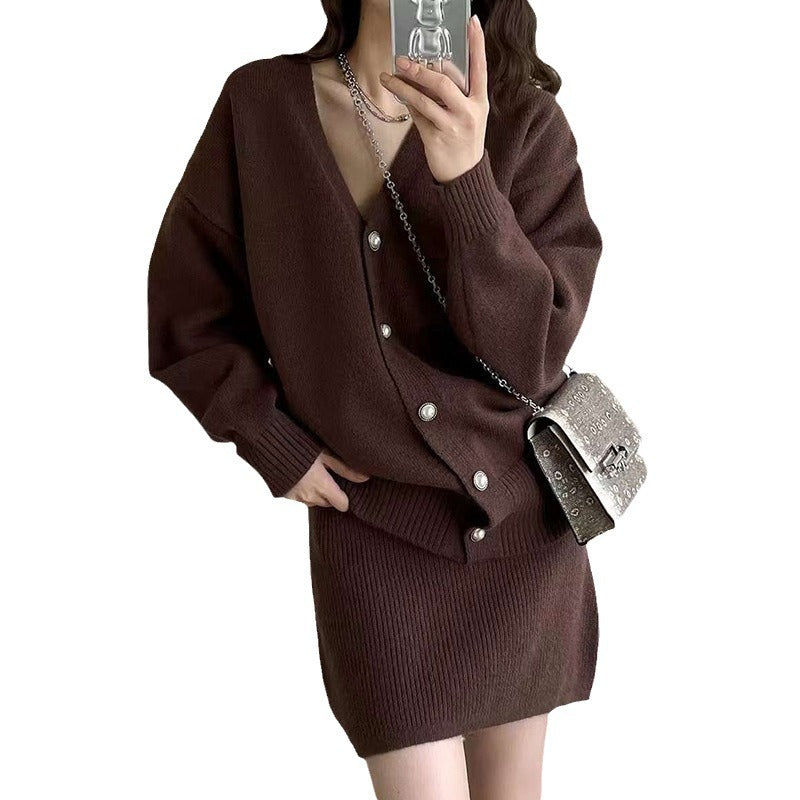 Damen Strickkleid mit feinem Rippenmuster und asymmetrischem Schnitt Drune