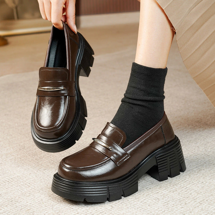Damen Modische Loafers mit klobigem Absatz und glänzenden Applikationen Drune