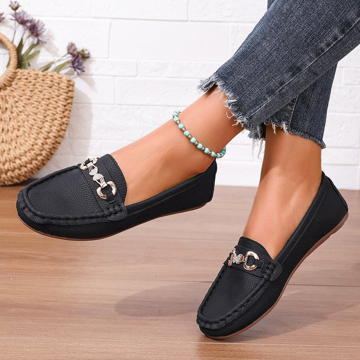 Damen elegante Mokassin-Slipper mit Zierkettchen und gepolstertem Komfortfußbett Drune