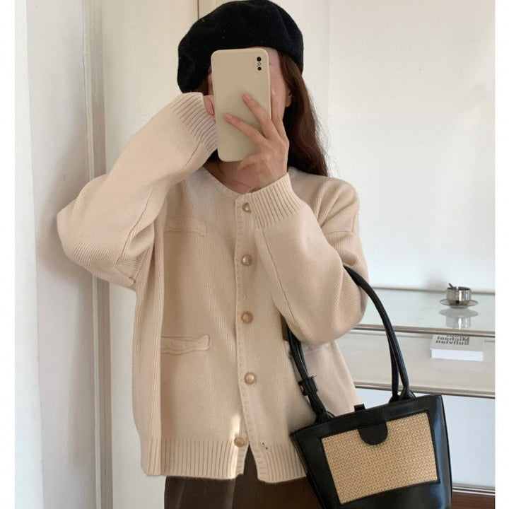 Damen Strickjacke mit Knopfdetails und großzügigen Taschen Drune