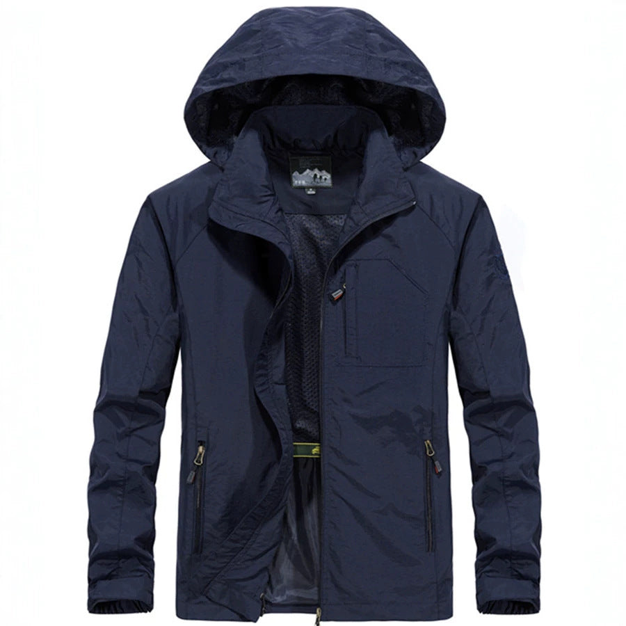Herren Leichte Allwetter-Fieldjacke mit Kapuze, Mesh‑Innenfutter und Reißverschlusstaschen Drune
