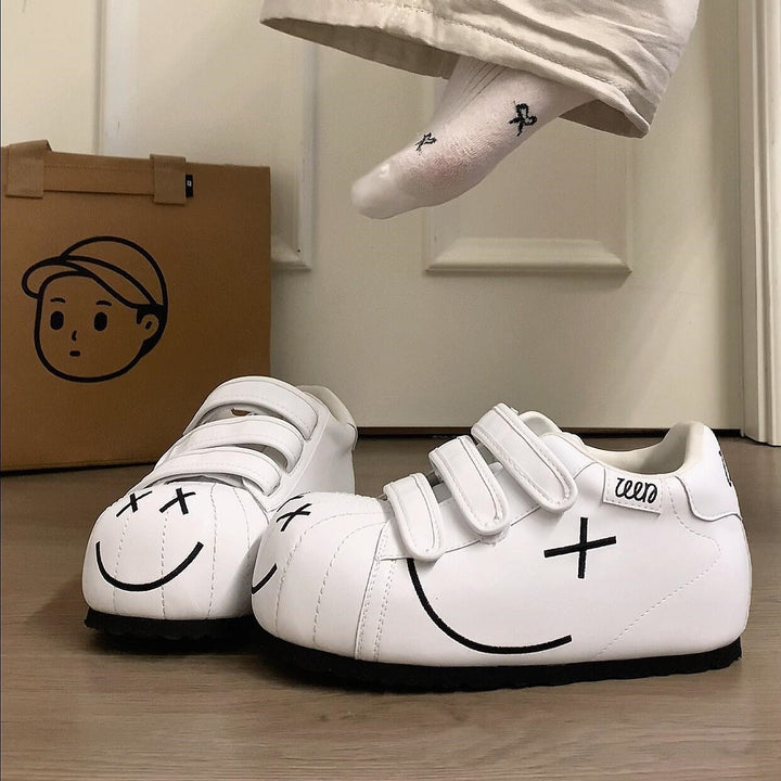 Damen Sneakers mit praktischem Klettverschluss und verspieltem Design Drune