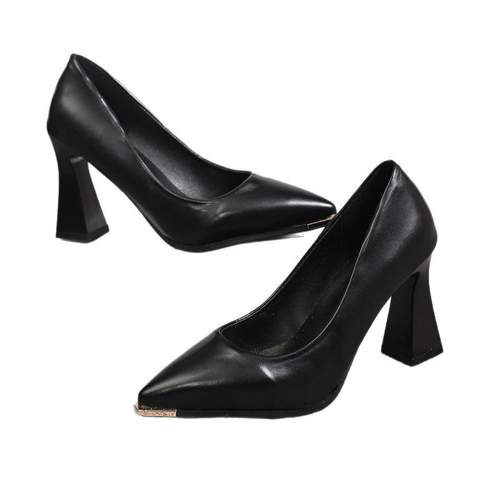 Damen Pumps mit spitzer Zehenpartie, Metallkappe und skulpturellem Blockabsatz Drune