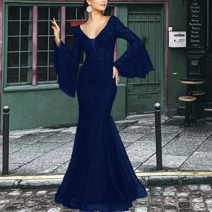 Drune | Spitzenbesticktes schwarzes Meerjungfrau Kleid Slim für den Abend