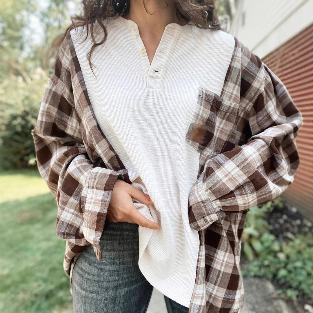 Damen nan karierter Flanell-Overshirt mit aufgesetzter Brusttasche, krempelbaren Ärmeln und legerer Oversize-Passform Drune