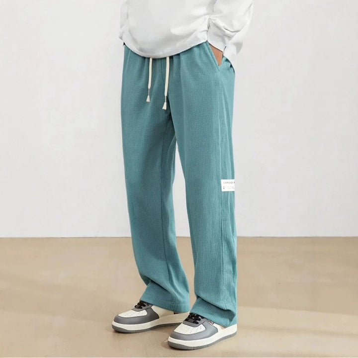 Herren Weite Cordhose im Relaxed-Fit mit Tunnelzug, geradem Bein & Label‑Patch Drune