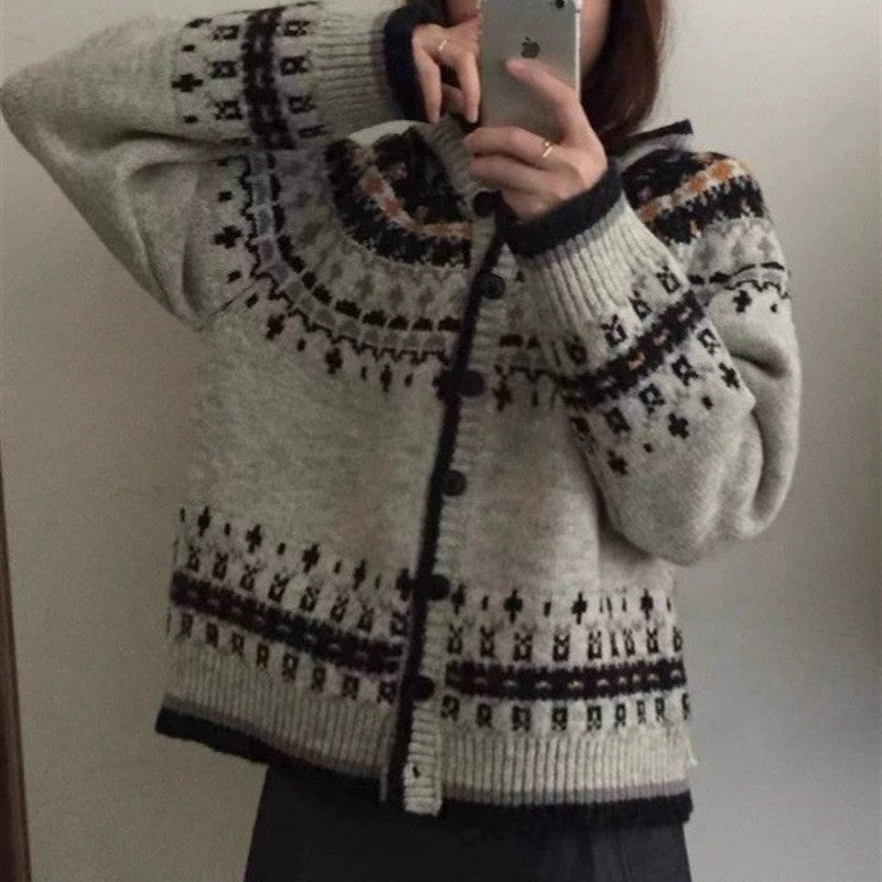 Damen modische Strickjacke mit Kapuze und traditionellem Norwegermuster Drune