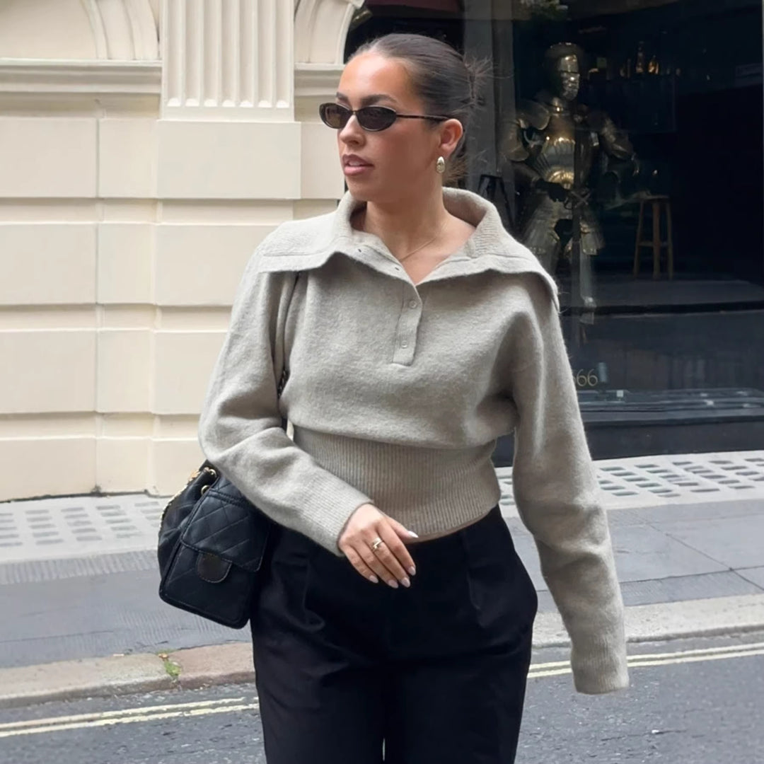 Damen Kurzgeschnittener Feinstrickpullover mit Polokragen und breitem Rippbund Drune