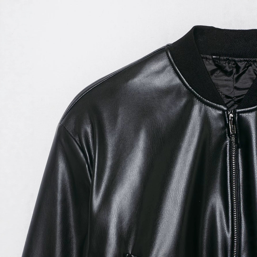 Damen Cropped Biker‑Bomberjacke aus Kunstleder mit Rippbündchen und aufgesetzten Pattentaschen Drune