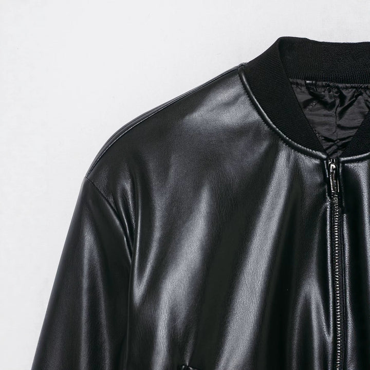 Damen Cropped Biker‑Bomberjacke aus Kunstleder mit Rippbündchen und aufgesetzten Pattentaschen Drune