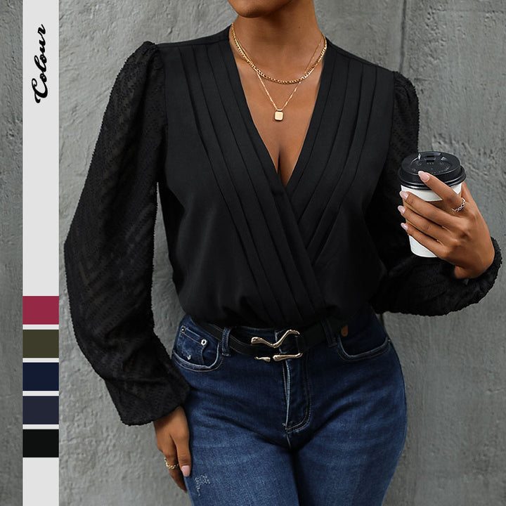 Damen V-Ausschnitt Bluse mit dekorativer Faltenpasse und transparenten Chevron-Ärmeln Drune
