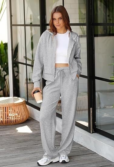 Damen nan zweiteiliges Lounge-Set mit Kapuzenjacke Reißverschluss und weiter Hose mit hohem Bund aus Sweatstoff Drune