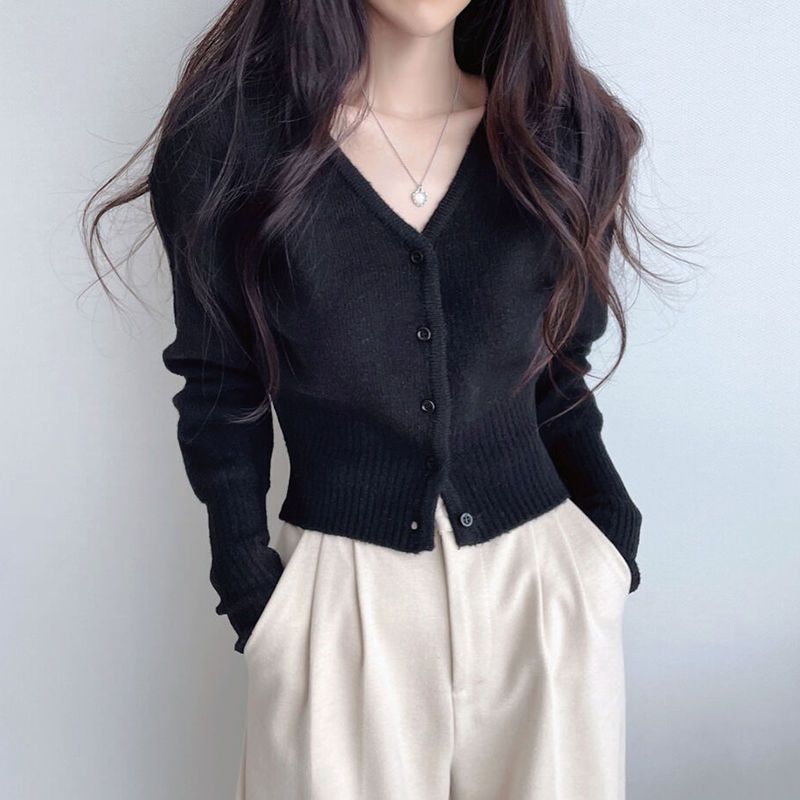 Damen cropped Strickjacke mit V-Ausschnitt und Rippstruktur Drune