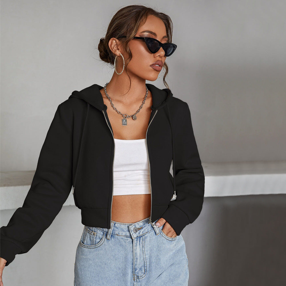 Damen kurze Kapuzenjacke mit durchgehendem Reißverschluss taillierter Silhouette und elastischen Bündchen Drune