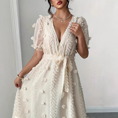 Damen Chiffon-Maxikleid mit Blütenapplikationen