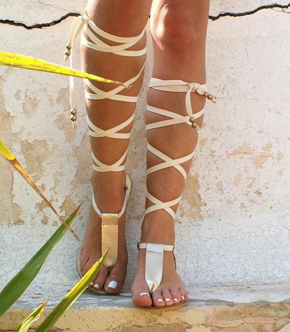 Damen Gladiator-Sandalen mit gekreuzten Riemen und verstellbarem Knöchelverschluss Drune