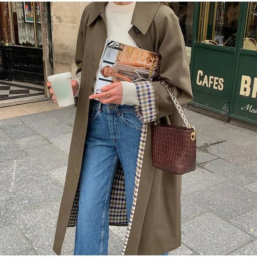 Damen 400+ lang geschnittener Trenchcoat mit Raglanärmeln und verdeckter Knopfleiste Drune