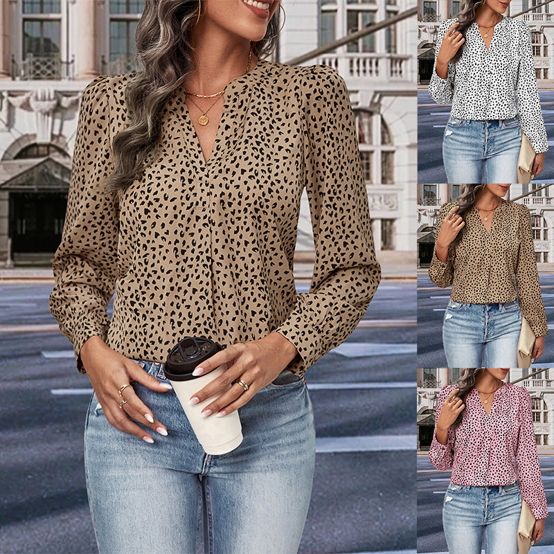 Damen Bluse mit eleganten Rüschendetails und verspieltem Punktmuster Drune