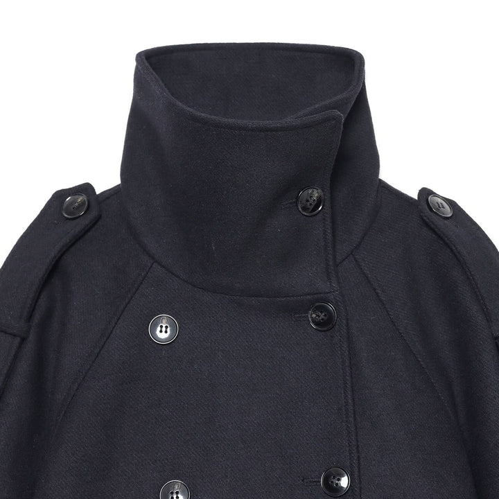 Damen Kurzer Doppelreihiger Cape‑Mantel mit hohem Stehkragen und Epauletten Drune