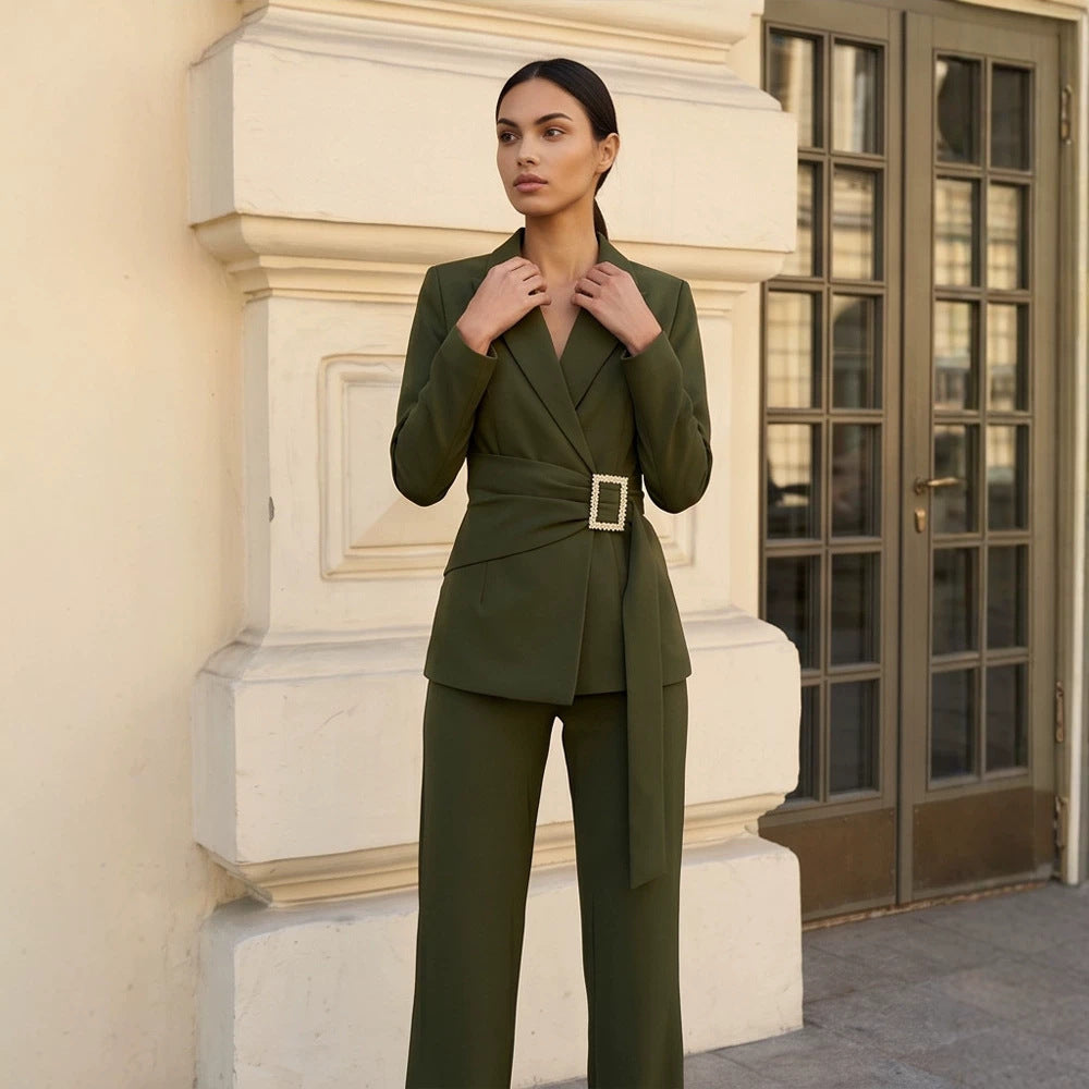 Damen taillierter Wickelblazer mit Perlen-Gürtelschnalle und schlanker Anzughose Drune