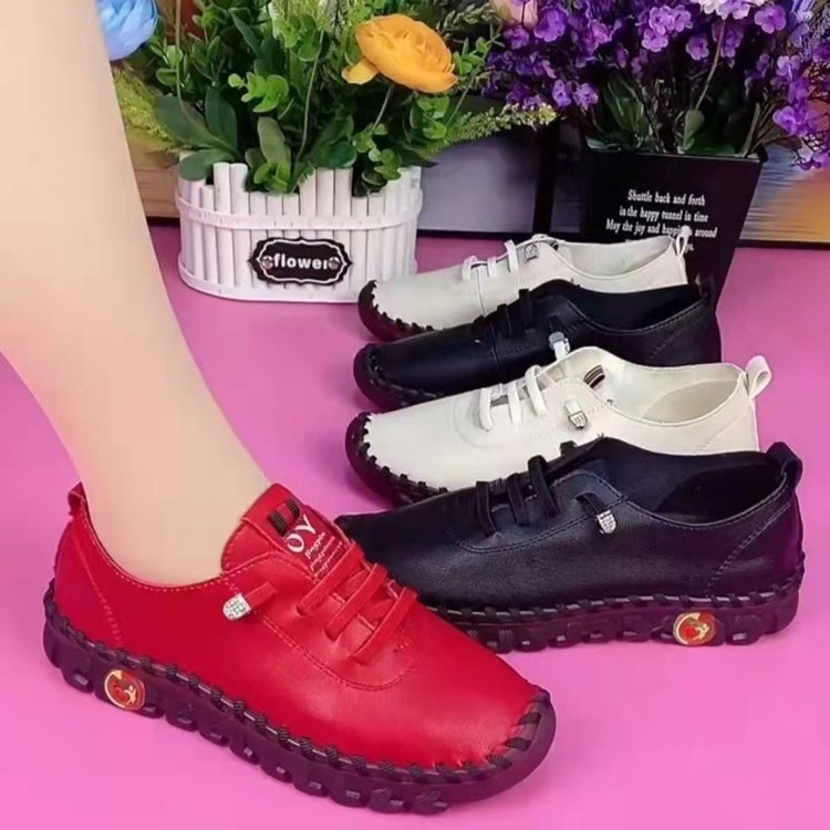 Damen Flexible Lederoptik-Sneaker mit handgenähter Kontrastnaht und profilierter Gummilaufsohle Drune