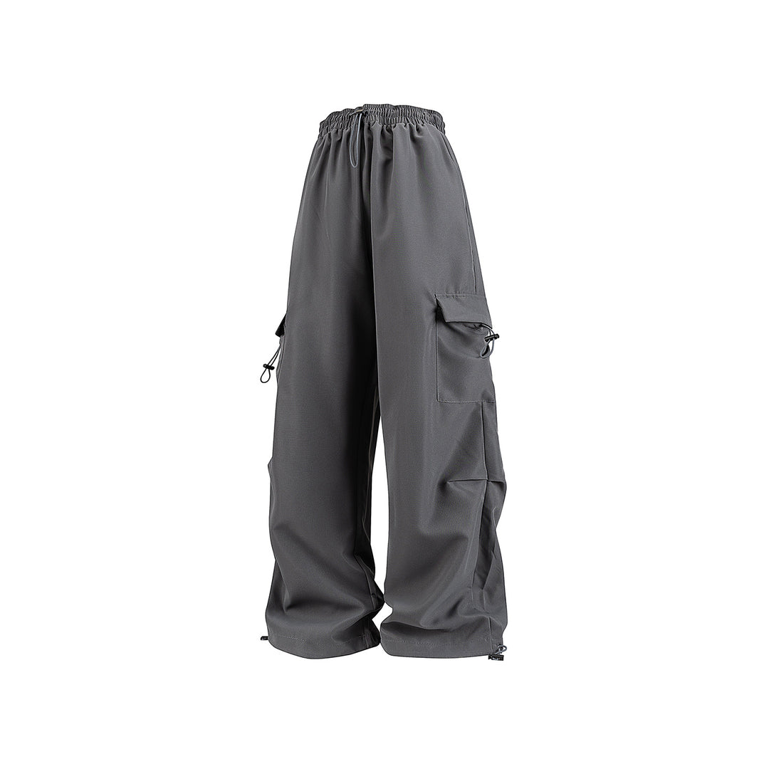 Herren Weite technische Cargo‑Hose mit Tunnelzugbund, Mehrfachtaschen und Kordelzugabschluss Drune