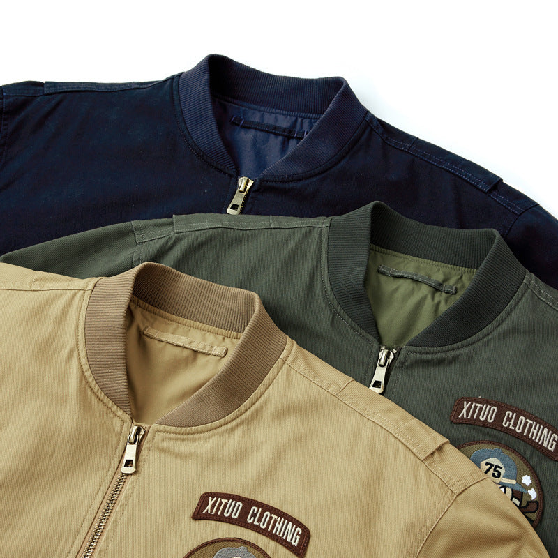 Herren Kurzgeschnittener Piloten-Bomber mit Utility-Taschen und gestickten Patches Drune