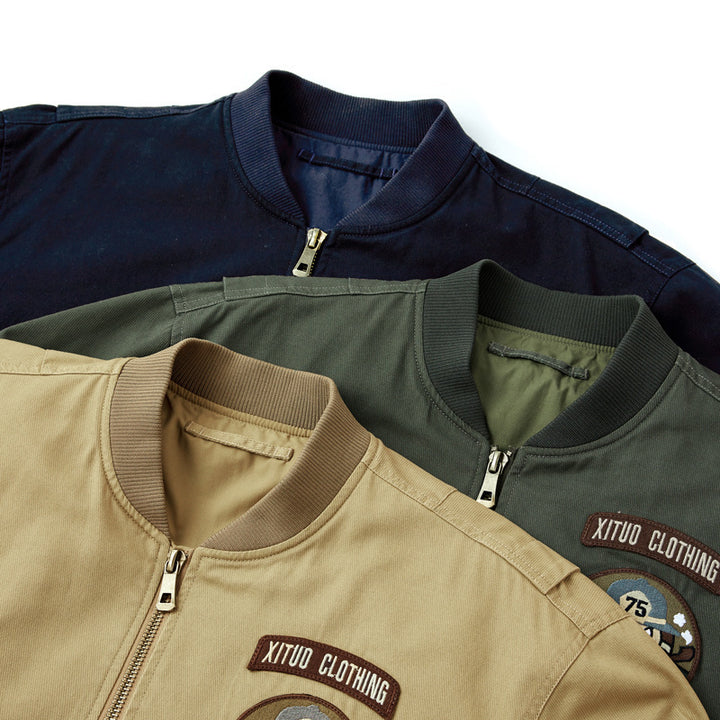 Herren Kurzgeschnittener Piloten-Bomber mit Utility-Taschen und gestickten Patches Drune