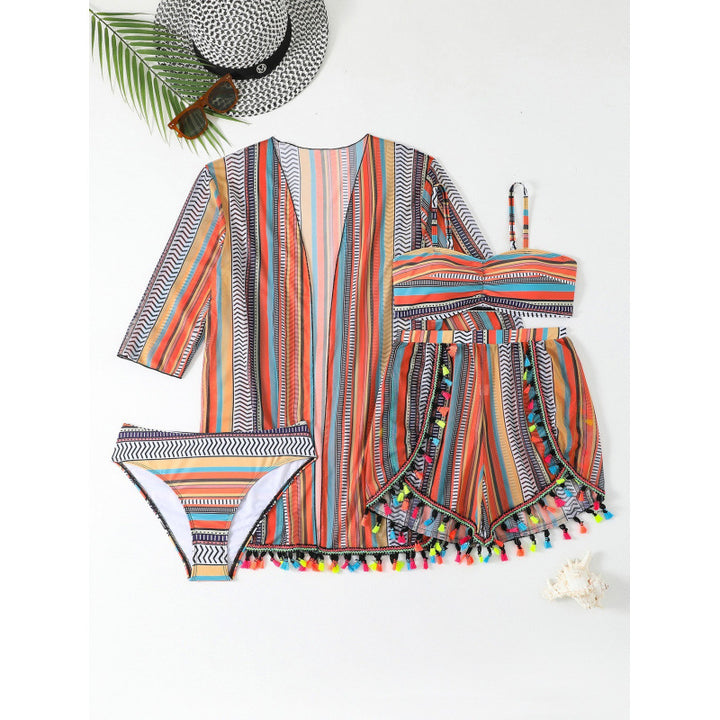 Damen Badeset mit fransengeschmückter Shorts und leichtem Kimono Drune