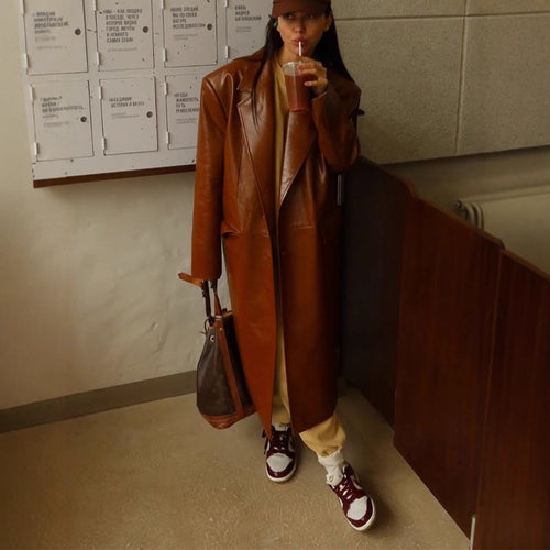 Damen Lang geschnittener Lackleder-Trenchcoat mit Reverskragen und kastiger Oversize-Passform Drune