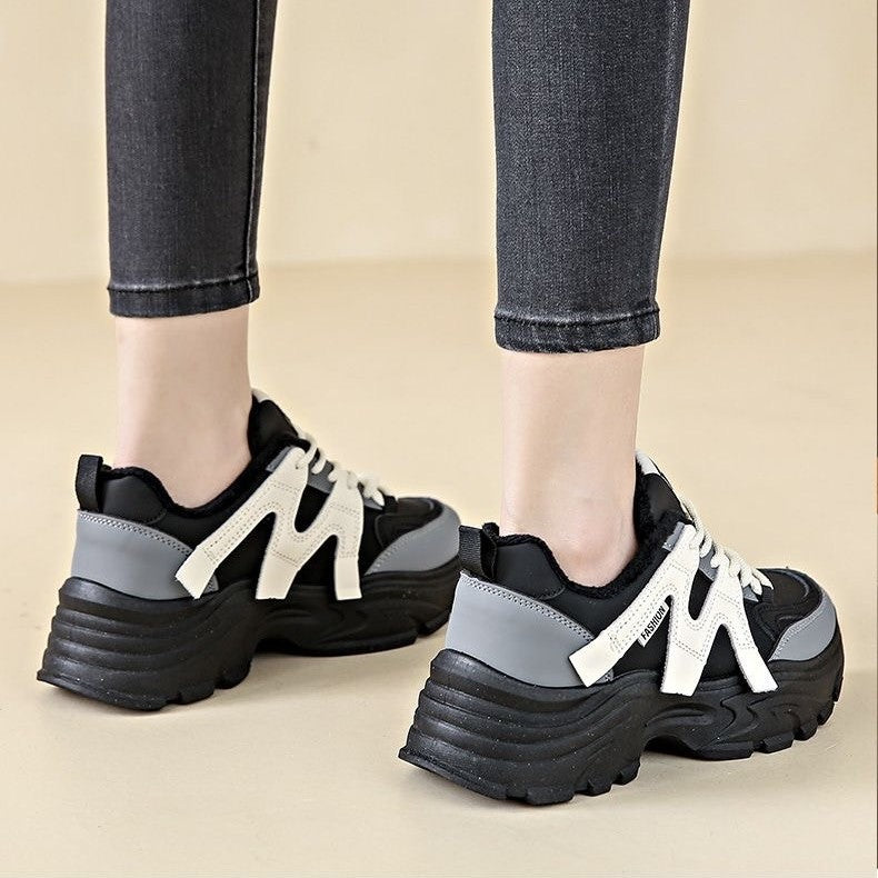 Damen Sportliche Komfort-Sneaker mit dämpfender Sohle und stylischem Design Drune