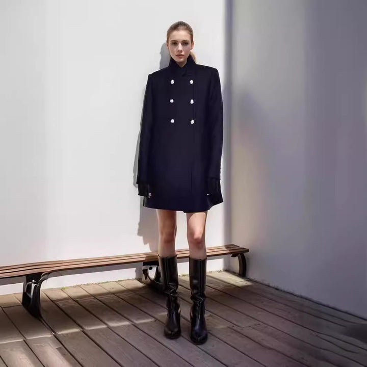 Damen Eleganter Kurz-Mantel mit doppelter Knopfreihe und seidigen Details Drune