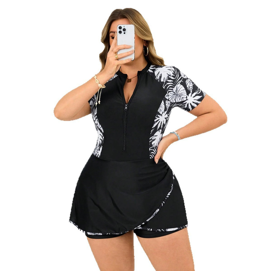 Damen modischer Schwimmanzug mit kurzem Rock Drune