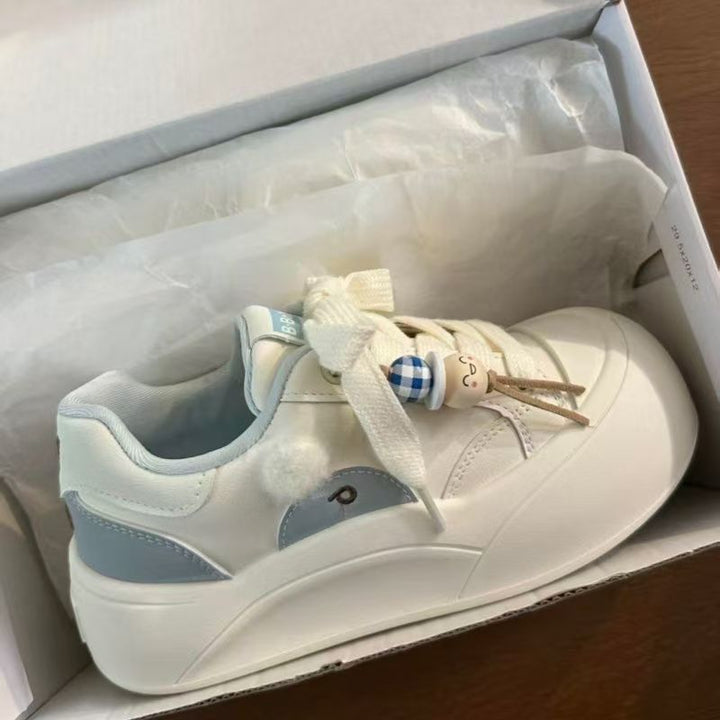 Damen Sneakers mit verspielten Details und einzigartigen Applikationen Drune
