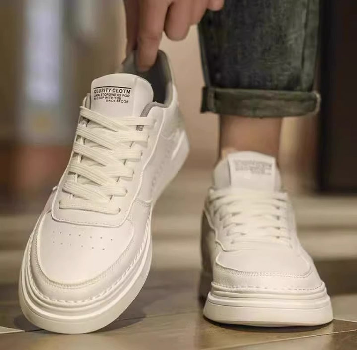Unisex minimalistische Lederoptik Plateau-Sneaker mit gepolstertem Fersenkragen und stoßdämpfender Leichtsohle Drune