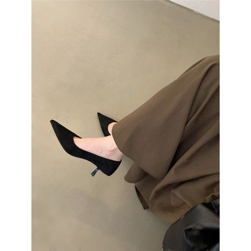Damen Spitz zulaufende Wildleder‑Pumps mit niedrigem Kittenabsatz und ergonomischem Komfortfußbett Drune