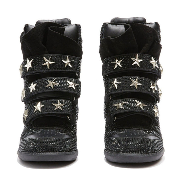 Damen Keil-Sneaker mit verstecktem Absatz, Strassbesatz und Sternnieten Drune