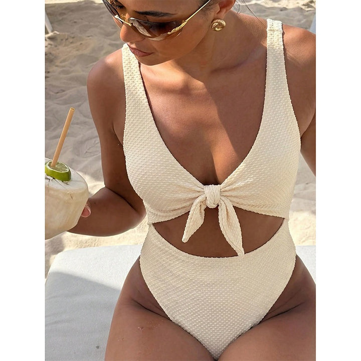 Damen Einteiler Badeanzug mit Cut-Out Design und raffiniertem Knoten Drune