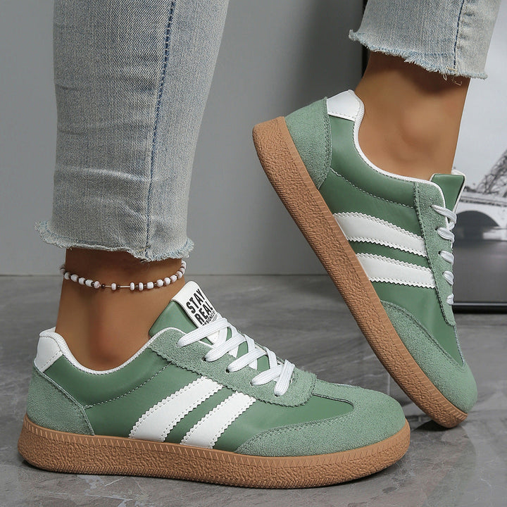 Damen Sneakers im sportlichen Retro-Design mit atmungsaktiven Mesh-Einsätzen und bequemer Sohle Drune
