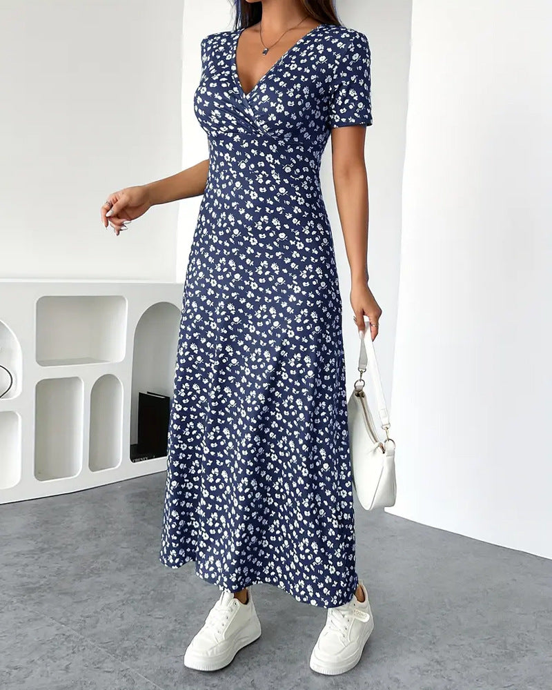Damen Maxikleid mit floralem Wickeldesign und praktischen Seitentaschen Drune