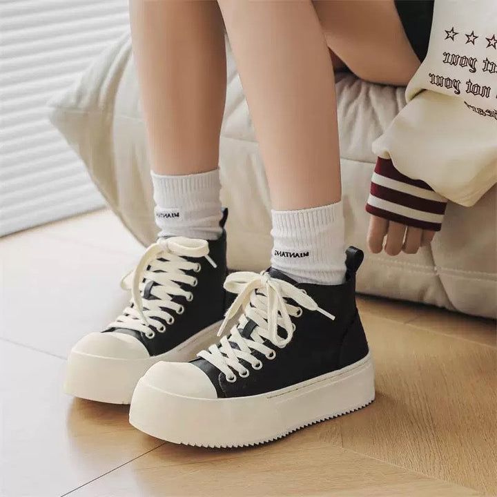 Damen Hohe Plateausneaker mit robustem Profil und sportlichem Design Drune