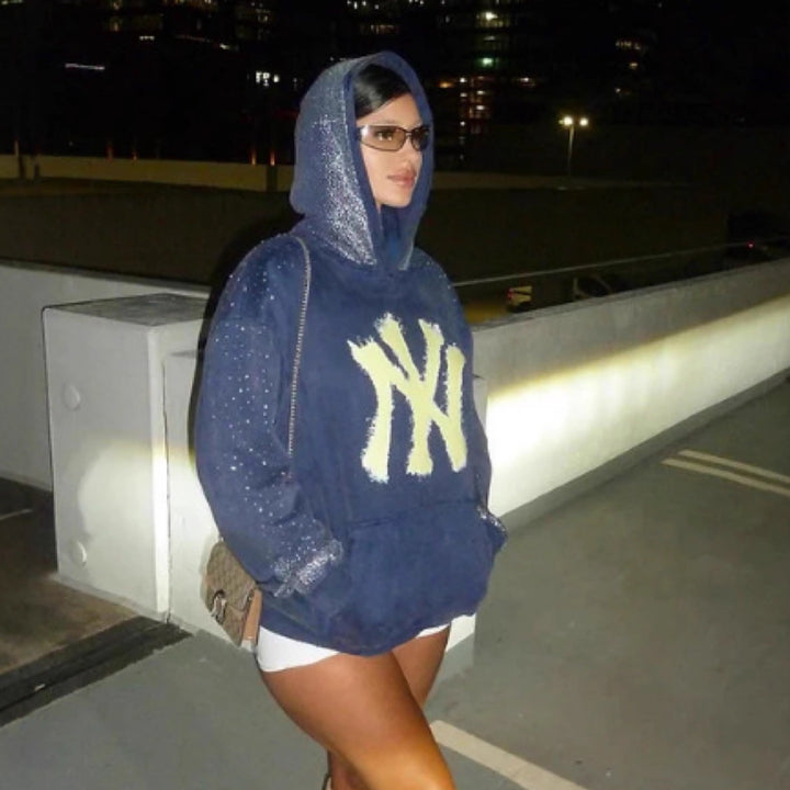 Damen nan übergroßer Kapuzenpullover aus Samtfleece mit markantem Logoprint, Glitzerbesatz und Kängurutasche Drune
