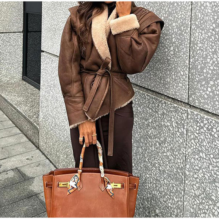 Damen Elegante und stilvolle Jacke mit Kunstfellkragen und taillierter Silhouette Drune