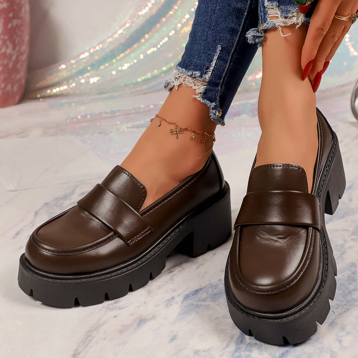Damen Chunky Plateau-Loafer mit gezackter Gummisohle und Penny-Riemen Drune