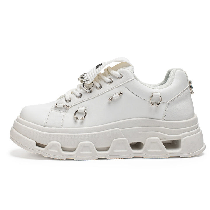 Unisex Plateau-Sneaker im Punk-Urban-Stil mit Metallringen und markanter Profilsohle Drune
