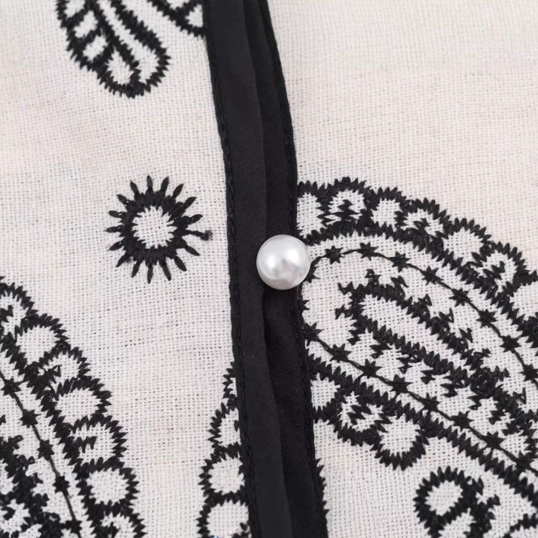 Damen Ärmellose bestickte Weste mit Paisley‑Motiv und Perlmuttknopfleiste Drune