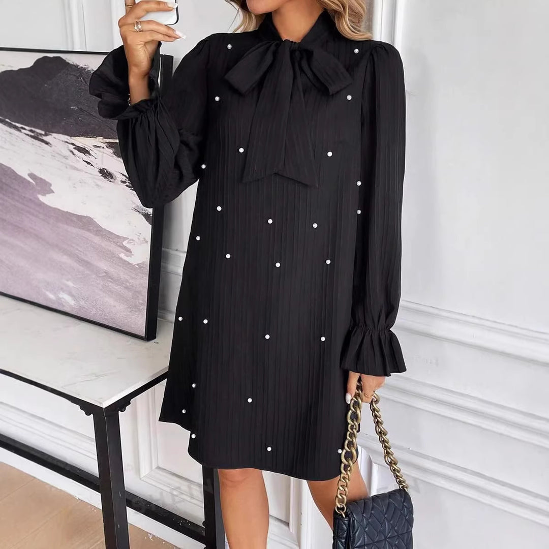 Damen Elegantes Minikleid mit Schleifenkragen und Rüschen Drune