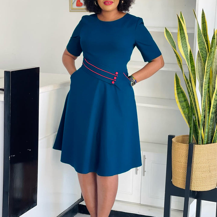 Damen A-Linien Kleid mit dekorativem Gürtel und eleganten Knopfdetails Drune