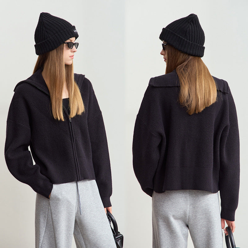 Damen cropped Strickjacke mit praktischer Kapuze und modernem Reißverschluss Drune