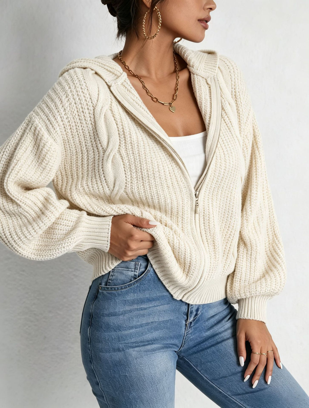 Damen Kapuzen-Cardigan im Grobstrick mit Zopfmuster und Reißverschluss Drune